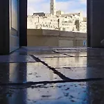 Loggia Delle Stelle בית הארחה